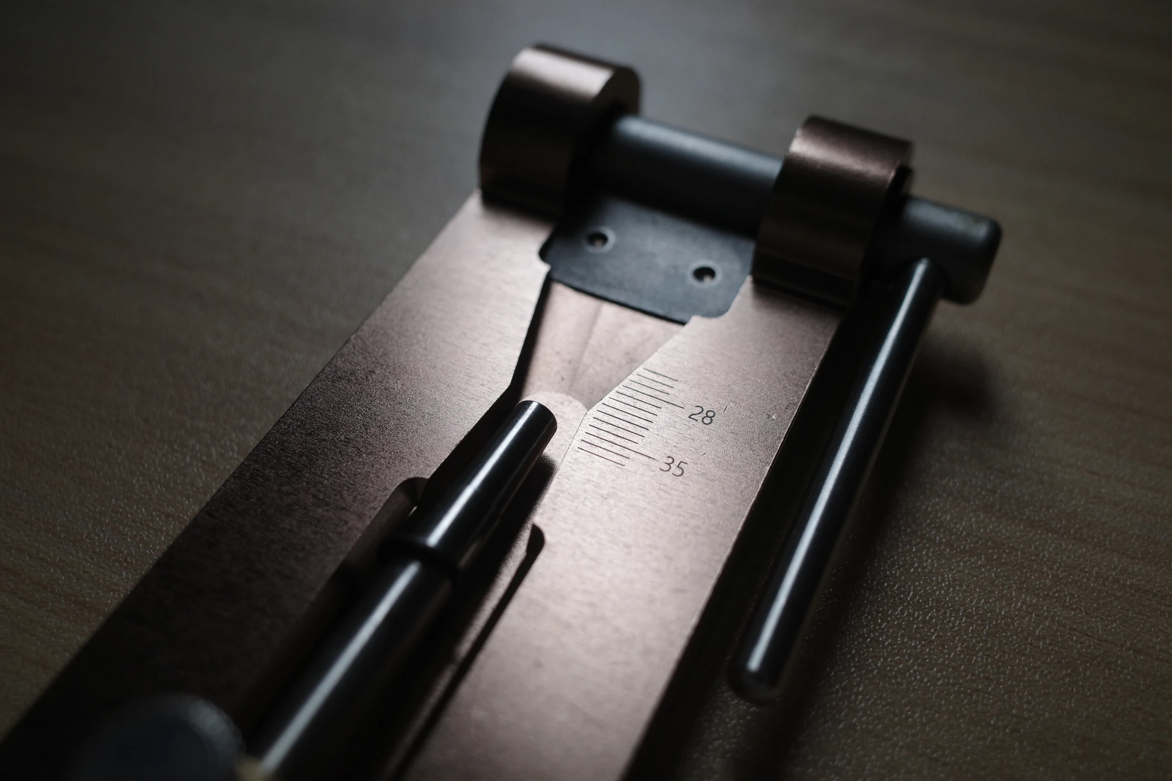 HY Forming & Clipping Set detail view. thumbnail